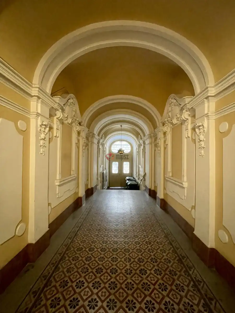 eladó téglalakás, Budapest, VIII. kerület