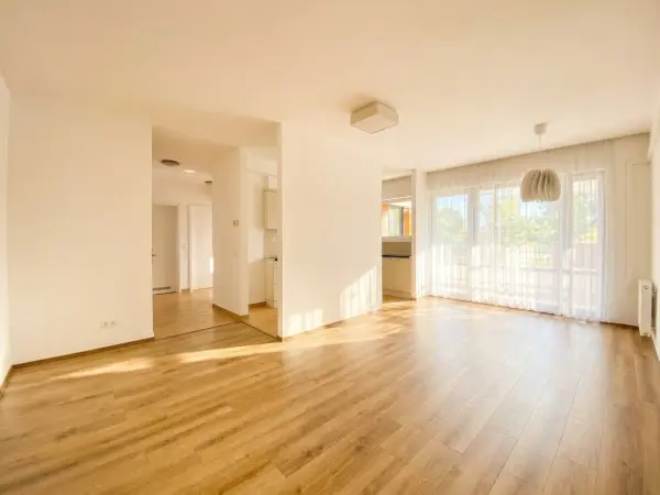 Eladó téglalakás, Budapest, XI. kerület 3 szoba 72 m² 143.9 M Ft