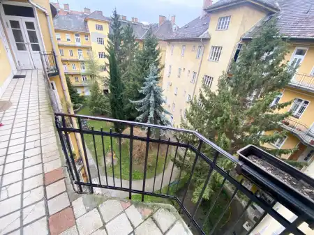 Eladó téglalakás, Budapest, XII. kerület 2+1 szoba 69 m² 105 M Ft