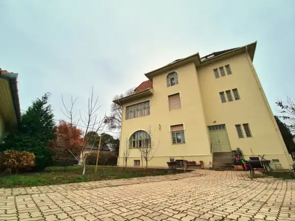 Eladó téglalakás, Budapest, XVI. kerület 3+1 szoba 121 m² 159 M Ft