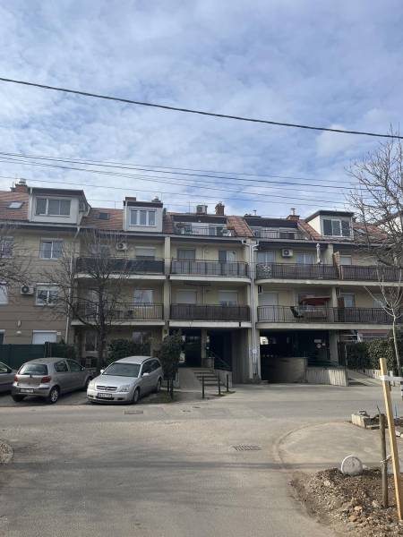 eladó téglalakás, Budapest, XVIII. kerület