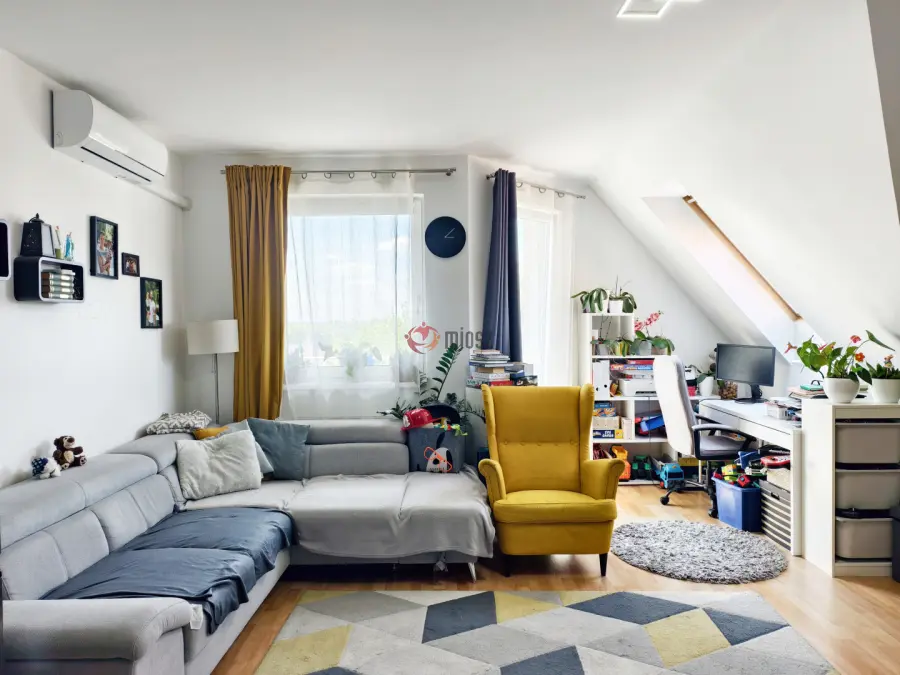 eladó téglalakás, Budapest, XVIII. kerület