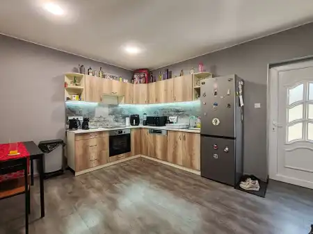 Eladó téglalakás, Budapest, XXI. kerület 3 szoba 88 m² 95 M Ft