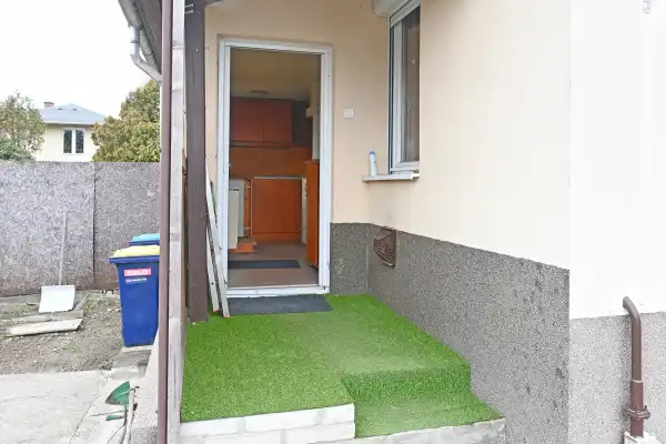 Eladó téglalakás, Budapest, XXII. kerület 1+1 szoba 36 m² 55 M Ft