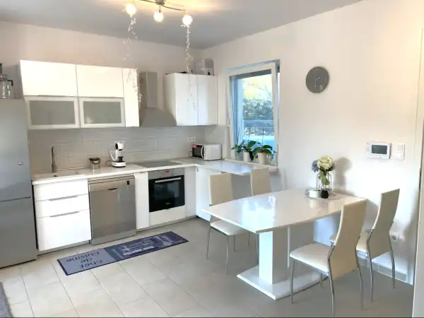 Eladó téglalakás, Dabas 3 szoba 93 m² 92.99 M Ft