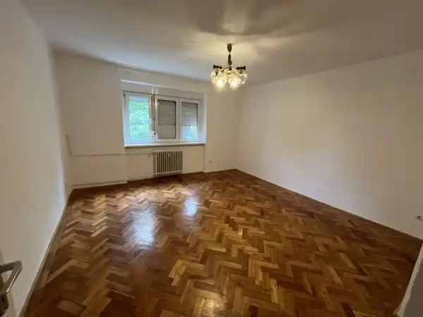 Eladó téglalakás, Dunaújváros 2 szoba 48 m² 30.9 M Ft