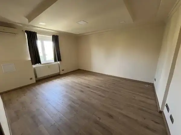 Eladó téglalakás, Dunaújváros 1 szoba 35 m² 25.9 M Ft