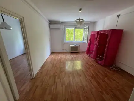 eladó téglalakás, Dunaújváros