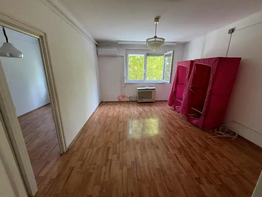 eladó téglalakás, Dunaújváros