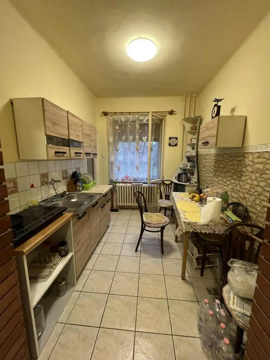 eladó téglalakás, Dunaújváros