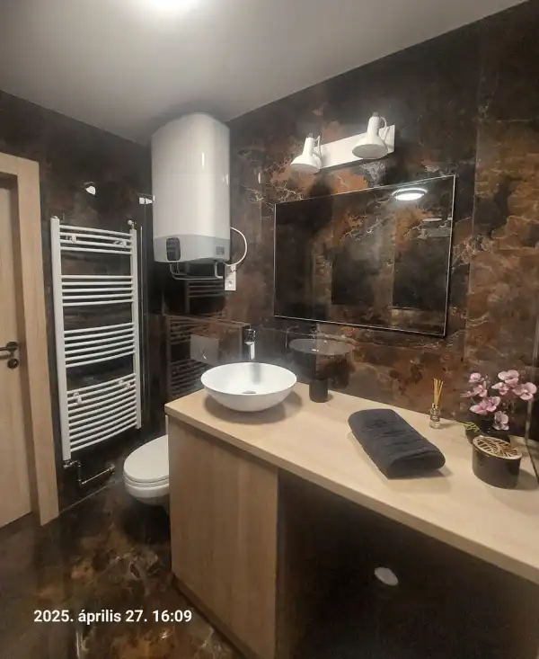 Eladó téglalakás, Dunaújváros 2+1 szoba 49 m² 39.9 M Ft
