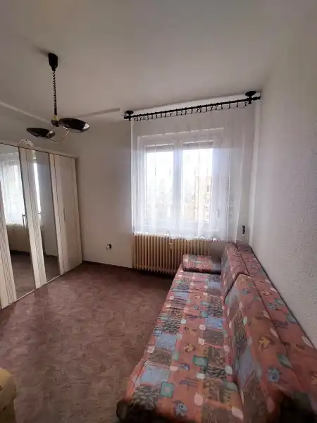 eladó téglalakás, Dunaújváros