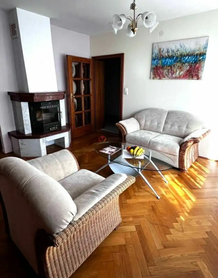 eladó téglalakás, Dunaújváros