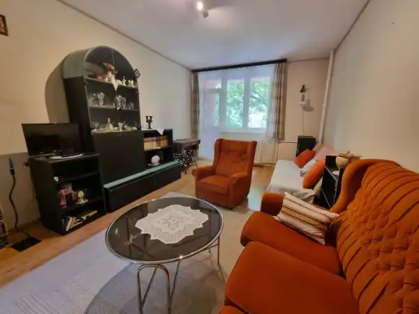 Eladó téglalakás, Dunaújváros 2 szoba 53 m² 38.9 M Ft