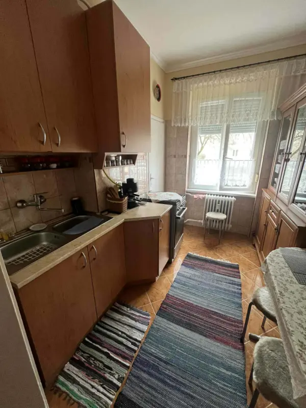 Eladó téglalakás, Dunaújváros 2 szoba 46 m² 34.5 M Ft
