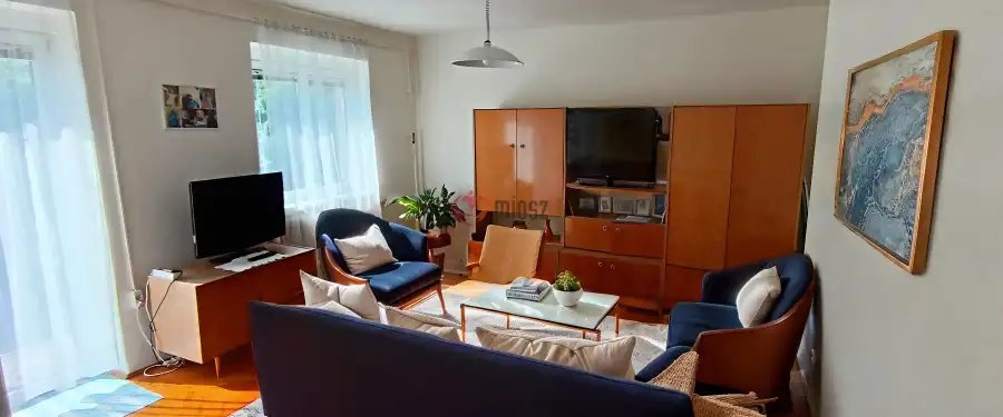 eladó téglalakás, Dunaújváros