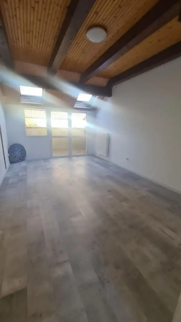 Eladó téglalakás, Dunaújváros 3 szoba 67 m² 34.9 M Ft