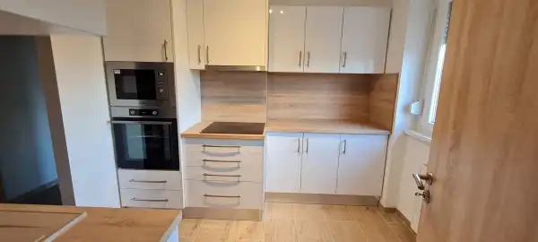 Eladó téglalakás, Dunaújváros 2 szoba 52 m² 39.5 M Ft