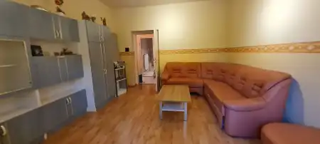 eladó téglalakás, Dunaújváros