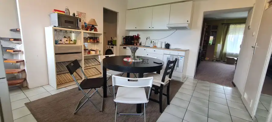 eladó téglalakás, Dunaújváros