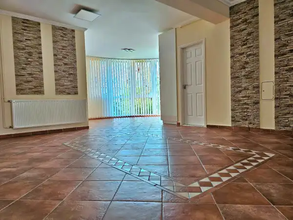 Eladó téglalakás, Eger 3 szoba 86 m² 77.5 M Ft