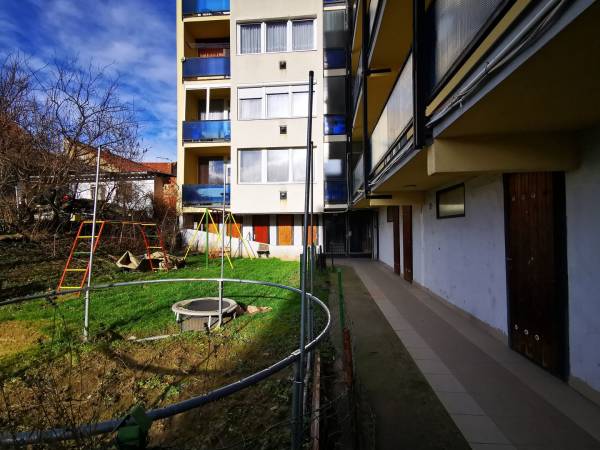 eladó téglalakás, Eger