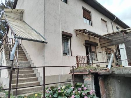 eladó téglalakás, Eger