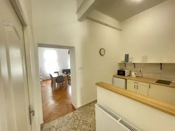 Eladó téglalakás, Eger 3 szoba 65 m² 61.9 M Ft
