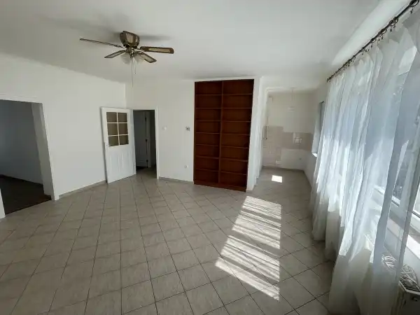 Eladó téglalakás, Eger 3 szoba 68 m² 44.9 M Ft