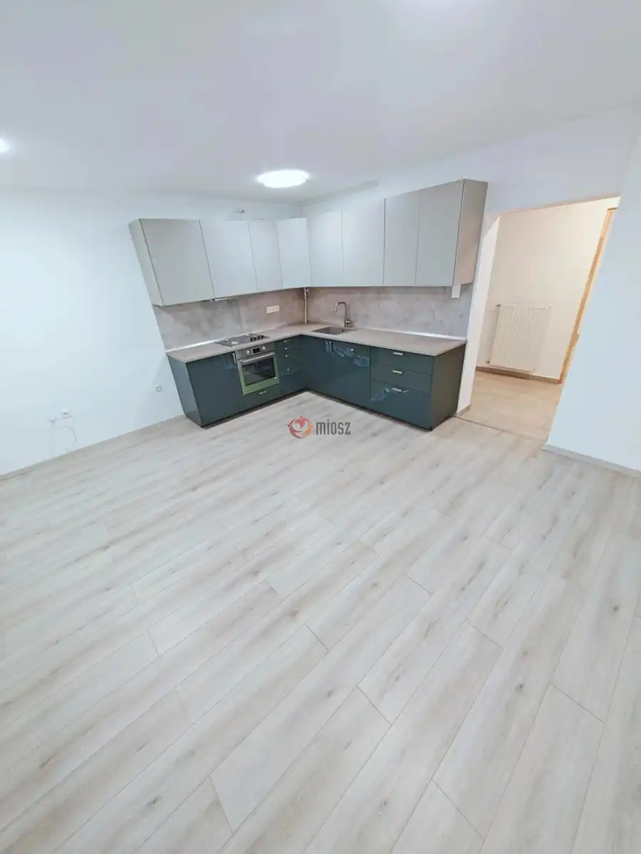 eladó téglalakás, Eger