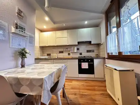 Eladó téglalakás, Eger 3 szoba 70 m² 61.9 M Ft