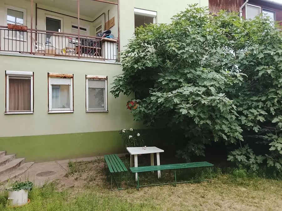eladó téglalakás, Eger