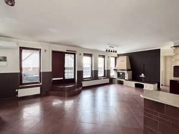 Eladó téglalakás, Eger 4 szoba 109 m² 68.9 M Ft