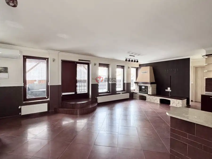 eladó téglalakás, Eger