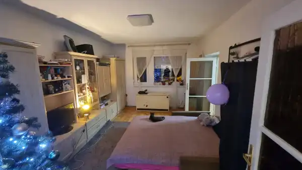 Eladó téglalakás, Esztergom 2 szoba 42 m² 42 M Ft