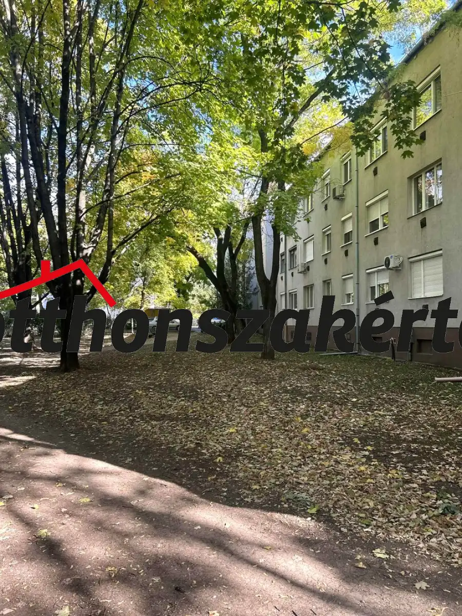 eladó téglalakás, Gyöngyös