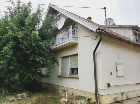 eladó téglalakás, Gyula