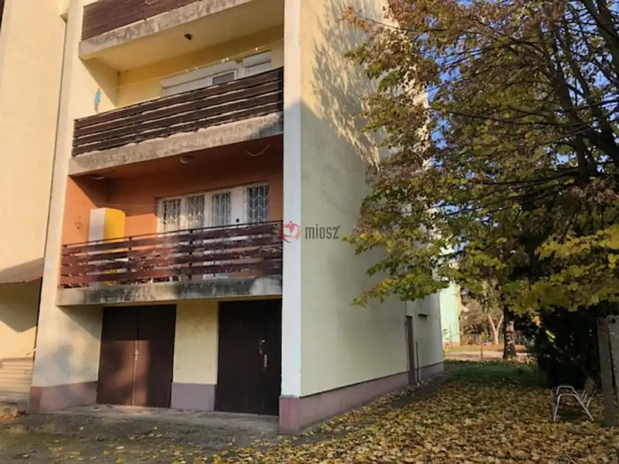 eladó téglalakás, Keszthely