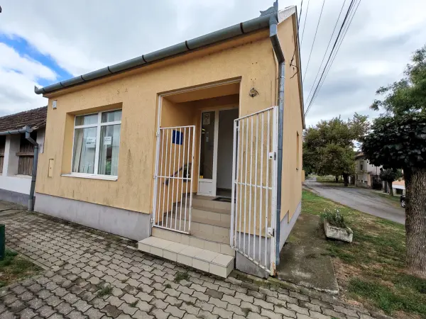 Eladó téglalakás, Kölked 2 szoba 50 m² 8.5 M Ft