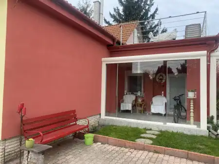 eladó téglalakás, Komárom