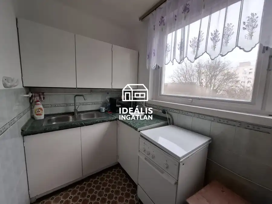 eladó téglalakás, Miskolc