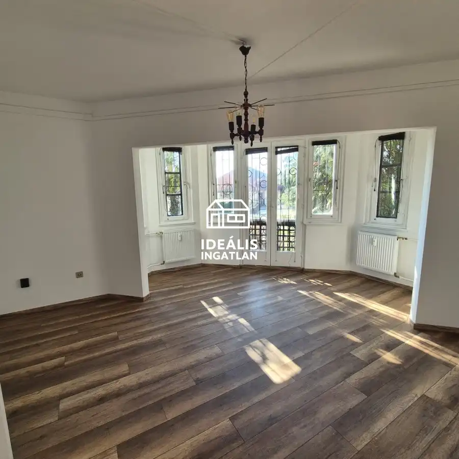 eladó téglalakás, Miskolc