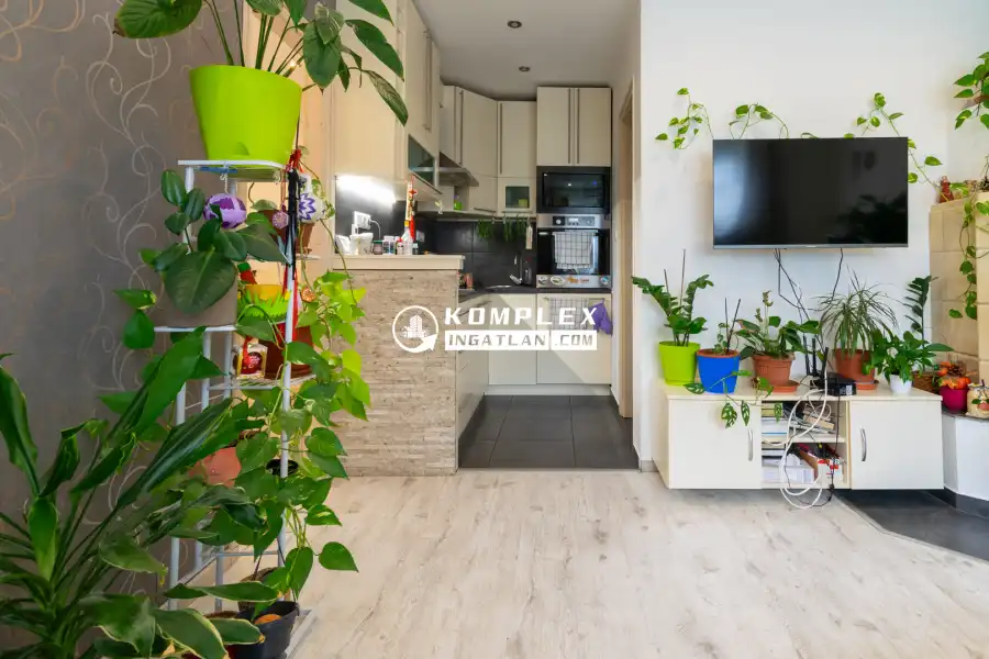 eladó téglalakás, Mosonmagyaróvár