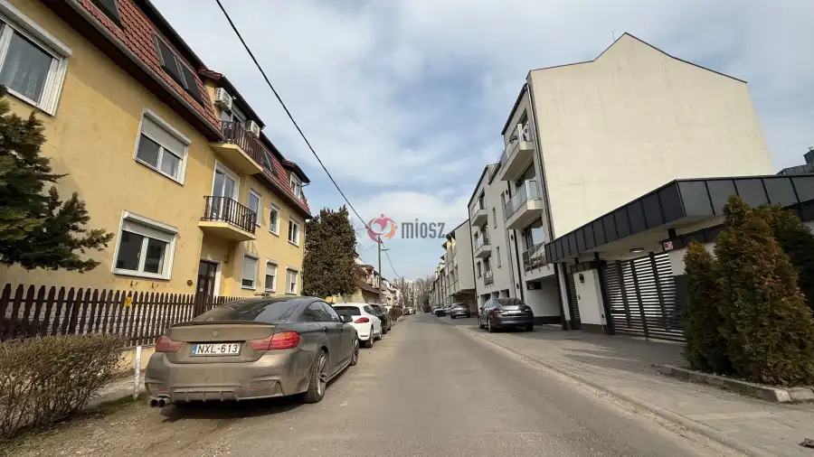 eladó téglalakás, Nyíregyháza