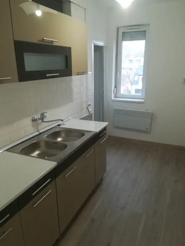 Eladó téglalakás, Nyíregyháza 2 szoba 43 m² 33.59 M Ft