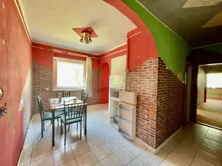 Eladó téglalakás, Oroszlány 2 szoba 53 m² 24.4 M Ft