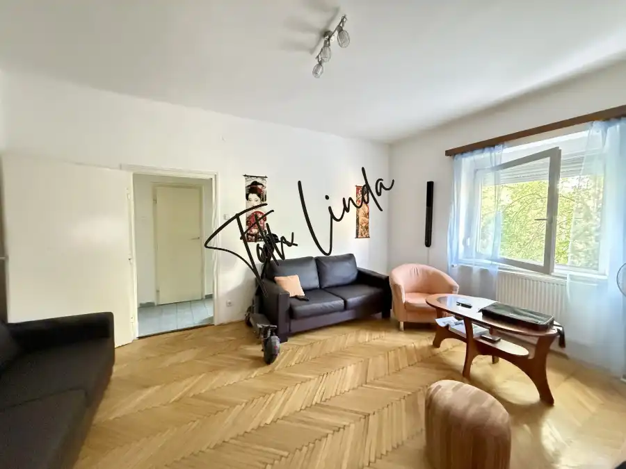 eladó téglalakás, Oroszlány