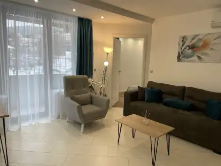 Eladó téglalakás, Pécs 3 szoba 60 m² 80 M Ft