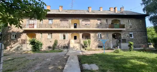 Eladó téglalakás, Petőfibánya 2 szoba 55 m² 23.7 M Ft
