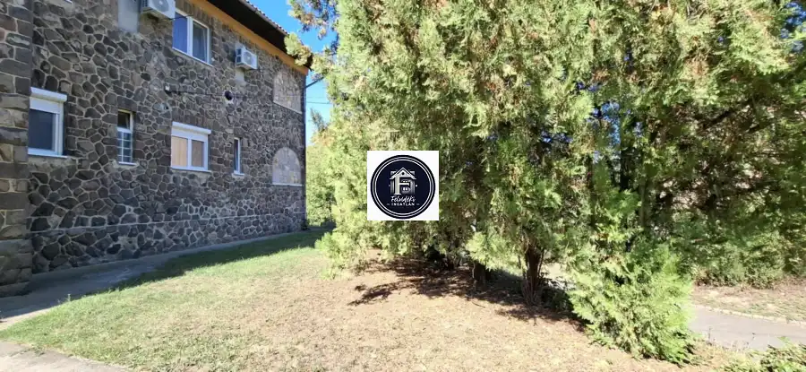 eladó téglalakás, Petőfibánya